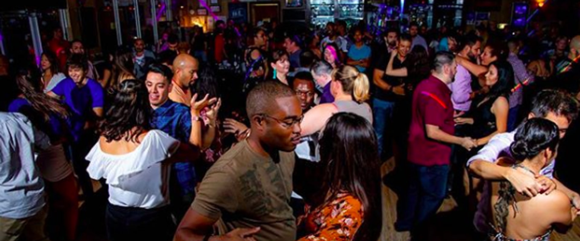 The Ultimate Guide to the Best Lounges for Dancing in San Antonio: An Expert's Perspective
